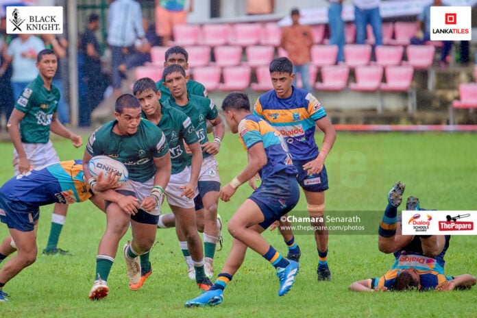 The Zumri brothers light up opening day as Isipathana put 50 past Sri Sumangala